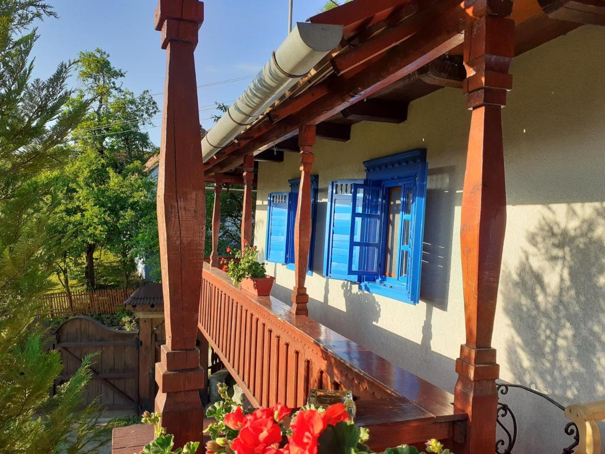Siklod. Csaba Vendeghaz Hotel Exterior photo